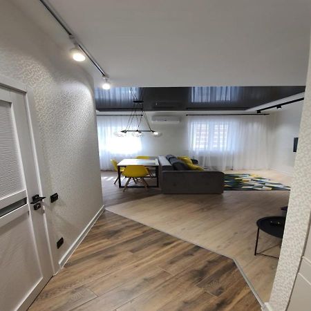 New Lux Apartment 2020 哈尔科夫 外观 照片