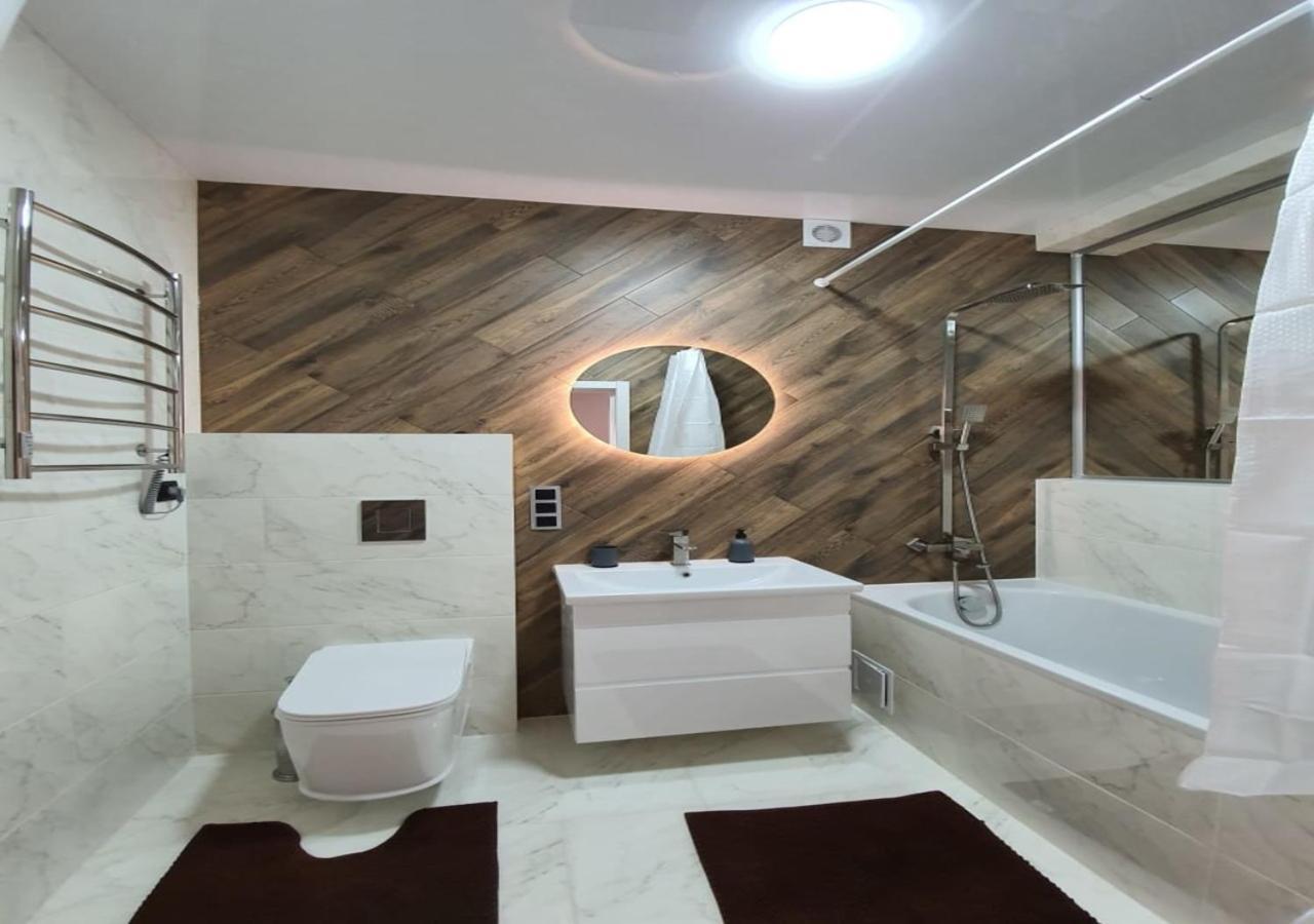New Lux Apartment 2020 哈尔科夫 外观 照片